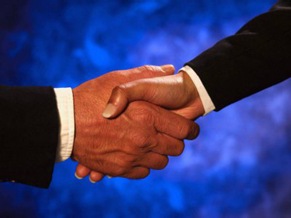 Affiliate Program Offers 100% Revshare