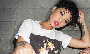 TRENCHCOATx Offers Exclusive T-Shirt Deal with New Subscription Package