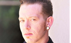 Johnny Goodluck Returns to Cherry Pimps for Another Live Show