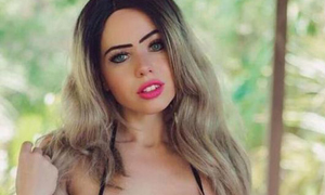 Kendra Knight in Control of Cam Life Magazine This Friday