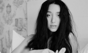 Chakrubs’ Vanessa Cuccia Shakes Up Kinktra.com’s #FervorFriday