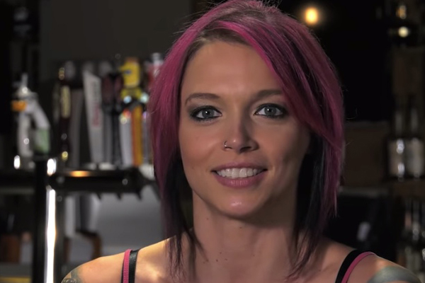Anna Bell Peaks Offers Fans 3 Ways to Celebrate Summer with Her!