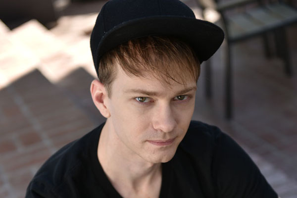 White Knight Adult Star Alex Jett Makes His Directorial Debut for Team Skeet