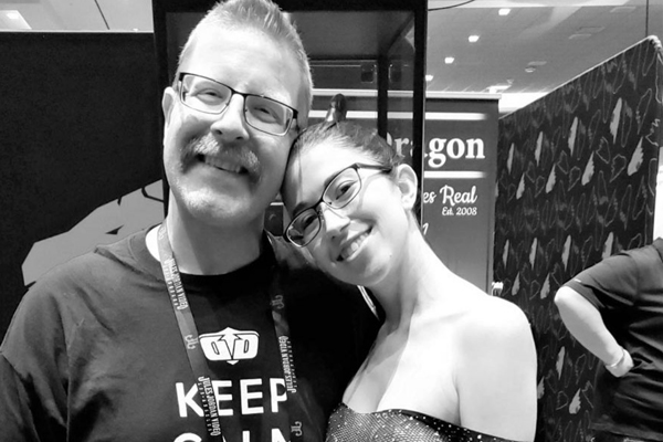 Alex Coal Guests on Danglin’ After Dark Special Vegas Episode