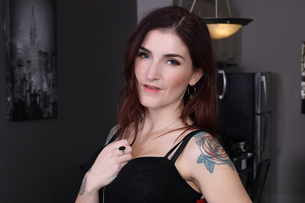 Adreena Winters Guests on The Anthony Rogers Show & Entertains Fans Around the World