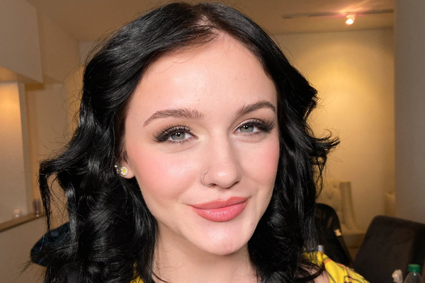 Rosalyn Sphinx & Sis Get Stuck in Rock Hard Place BrattySis Scene