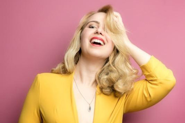 Adult Stars Come Together Over Offensive Crayons Porn Pack Kickstarter Video