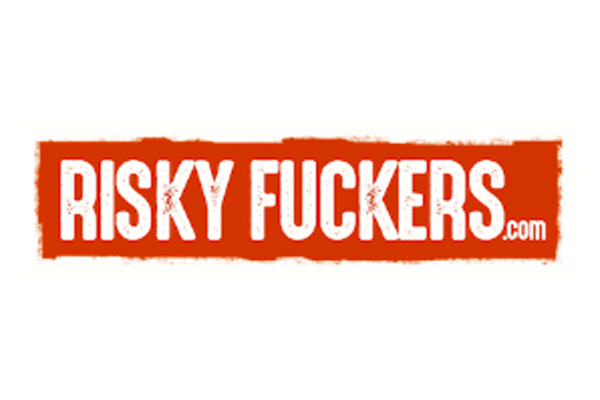 Mason and August Raw Action