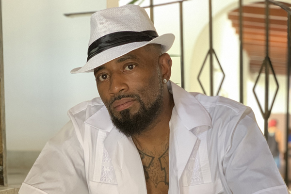 Sara Jay and Wyde Syde Productions Sign Performer Shaundam