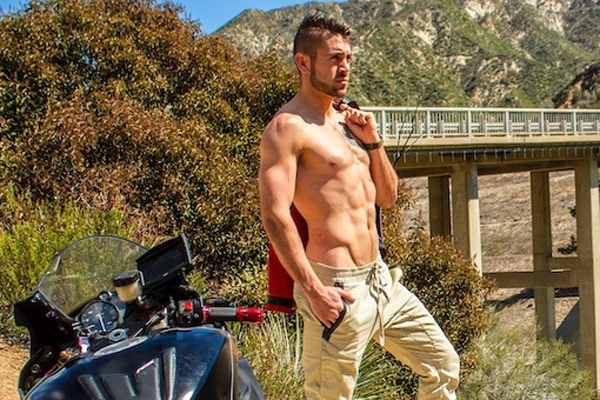 Dante Colle Guests on Danglin’ After Dark & Drops Knowledge on Host