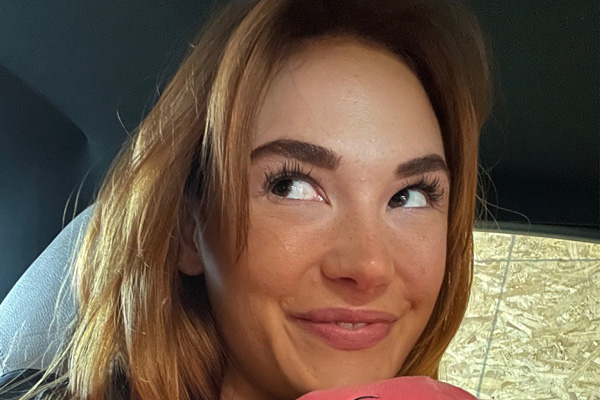 Siri Dahl Advises Singletons on Making the Best of Valentine’s Day