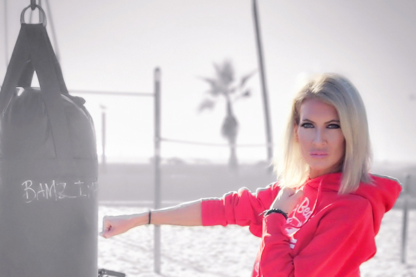 Video Vixen Turned Web Cam Model Gigi Dior Finishes 30 Day Cross-Country Trek