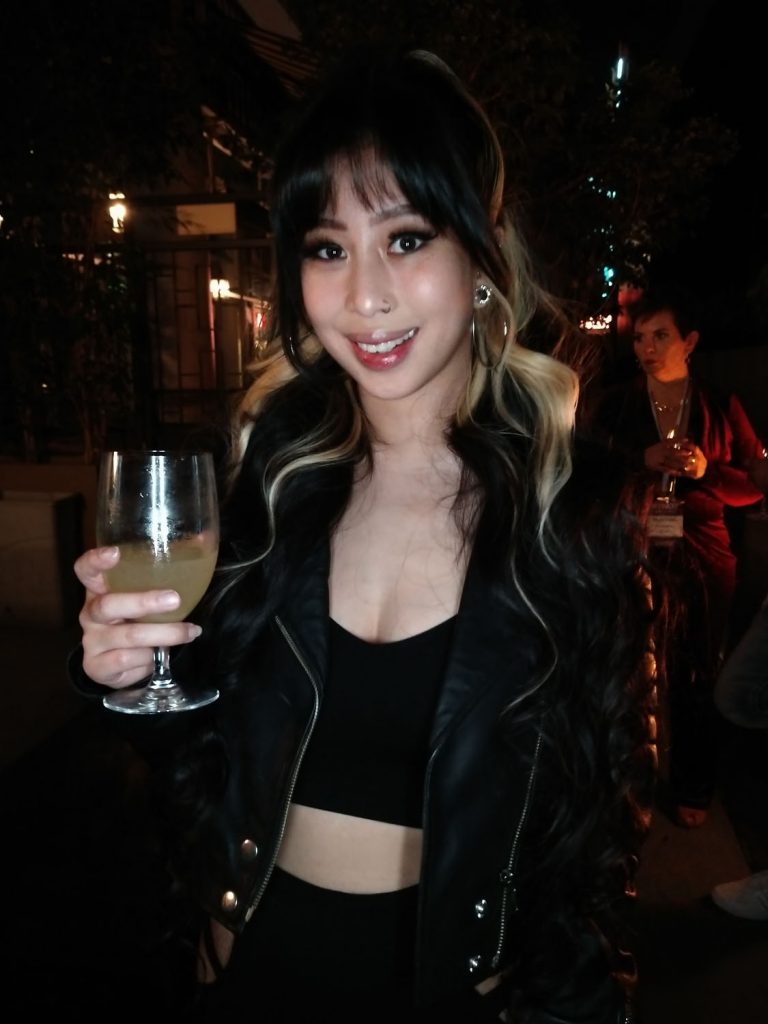 ynot floor-1021-emmreport_0638