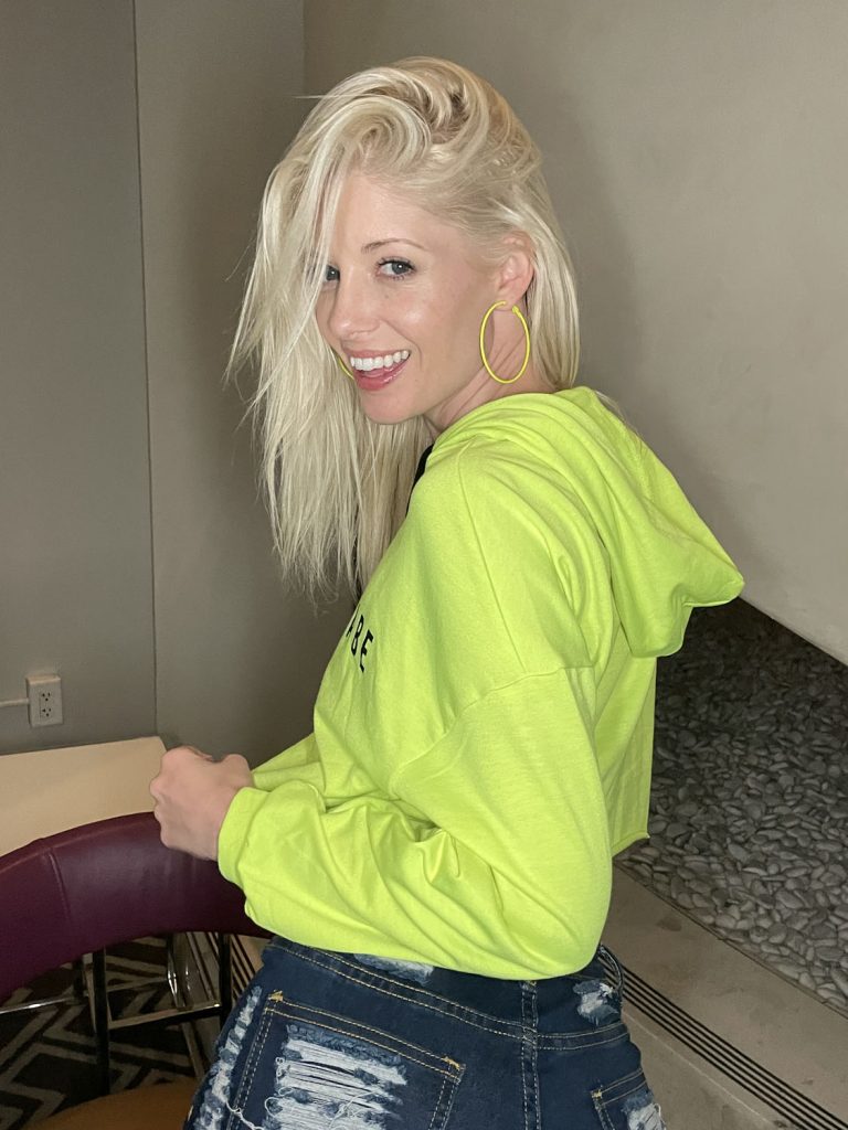 ynot floor-1021-emmreport_0692