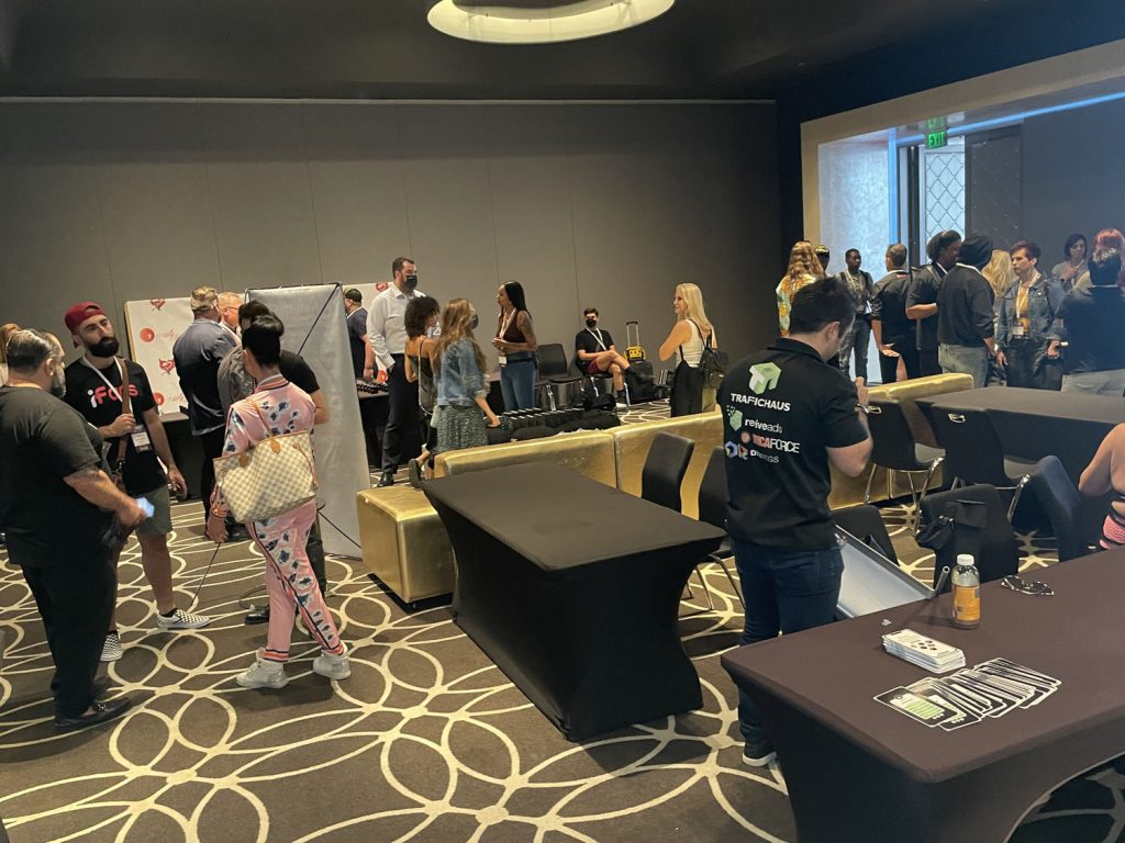 ynot floor-1021-emmreport_0878