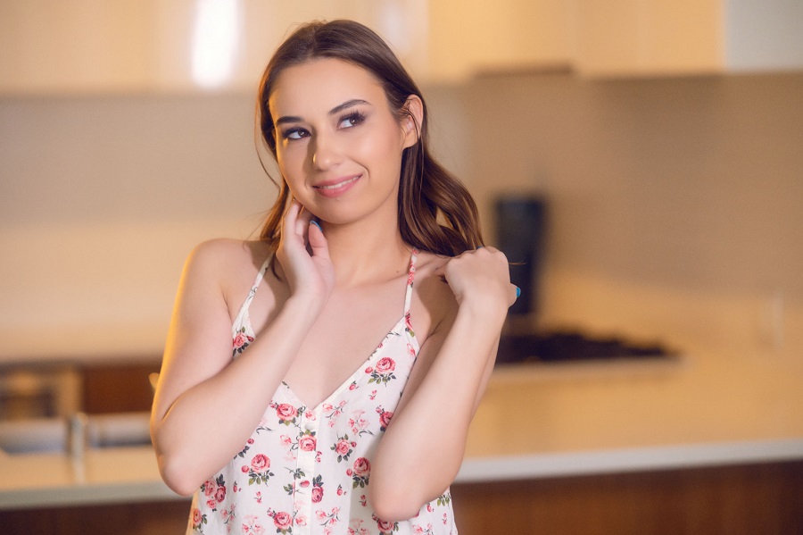 Nicole Auclair Teases New Scenes from TeamSkeet, ALS Scan