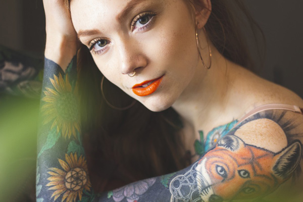 GoAskAlex Featured in October Issue of Hustler Magazine