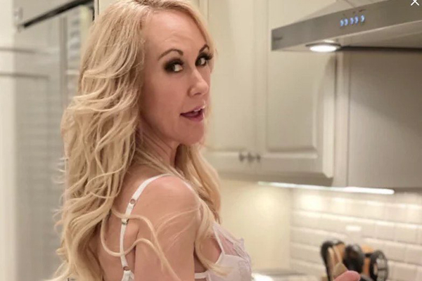 Dirty Wives Club! Brandi Love Nabs Cover of New Naughty America DVD