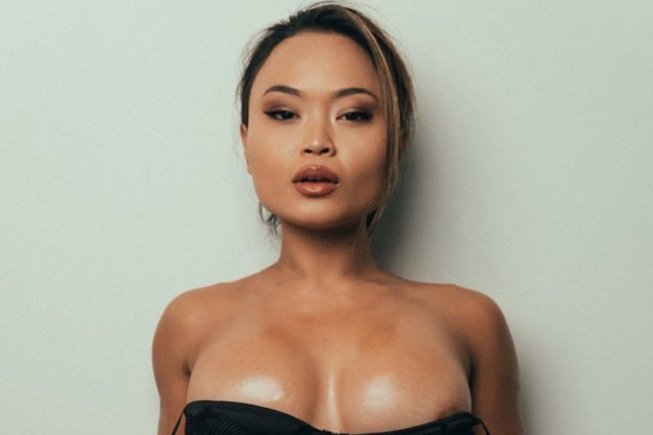 Oh Romeo! Scarlet Lyone Releasing Favorite Scenes on ManyVids This Week