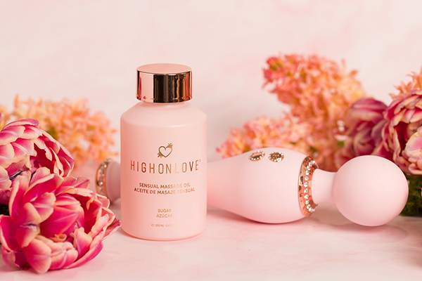 HighOnLove, CalExotics Offer Seasonal ‘Objects of Luxury Gift’ Set