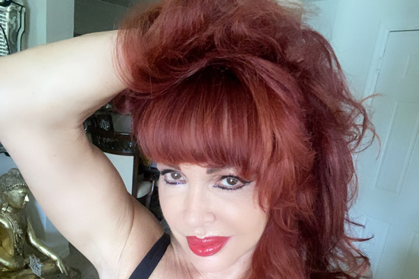 Sexy Vanessa Plays “Guess the Butthole” on The Bi Guys Podcast