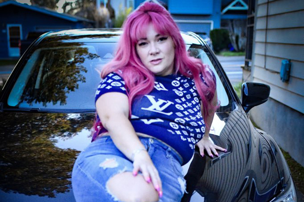 Plus Size Performer Babe West Guests on Lisa Ann’s Dudes Do Better