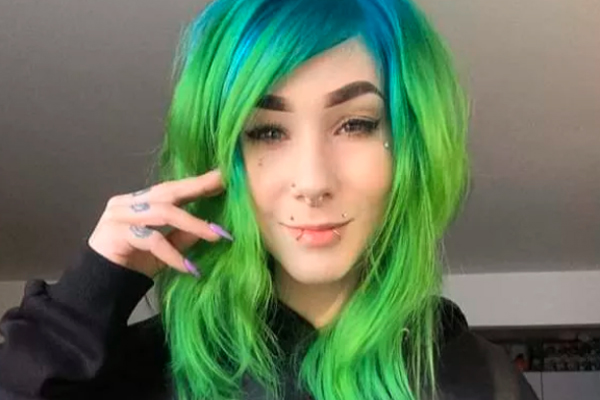 Fundraiser For Beloved Adult Performer In ICU Seeks Support Within The Community