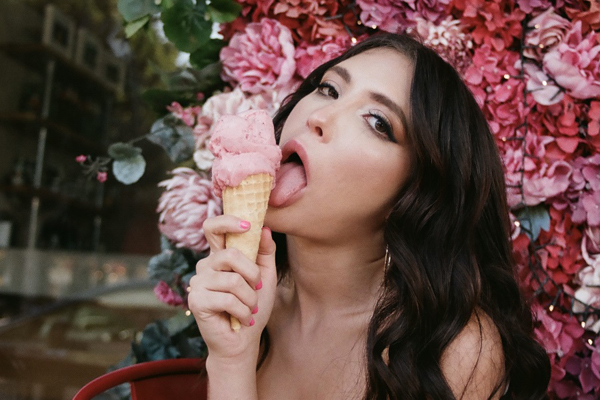 Jane Wilde Goes ‘Behind the Scenes’ on an Adult Film Shoot with Men’s Health Magazine