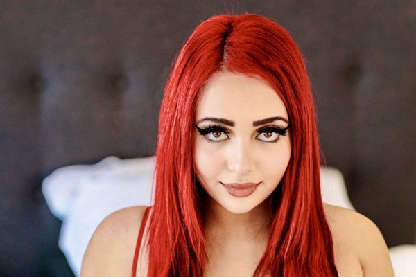 Brie Nightwood Signs Co-Ownership Deal with Adult Fan Platform UnlockedXX