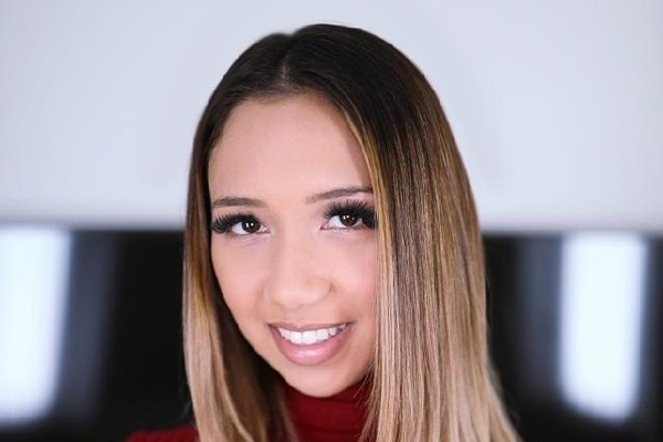 Kimora Quin Debuts on Amateur Allure