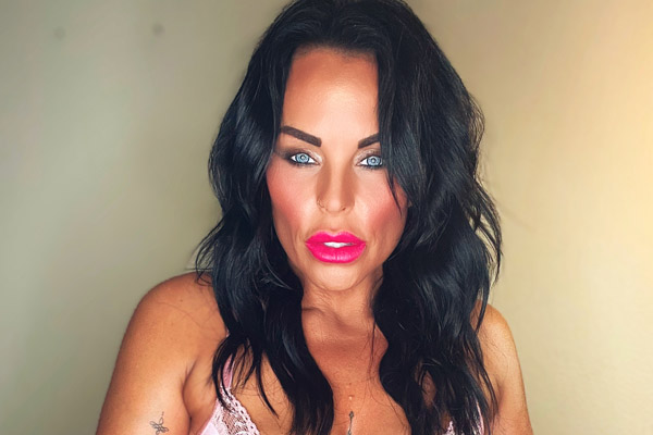 Eliza Rae Chooses modelRED for Exclusive Adult Film Representation