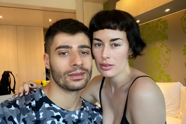 Olive Glass Releases New Anal Video