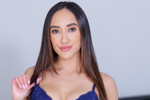Flawless Beauty Chloe Amour Stars in Slew of Hot New Releases