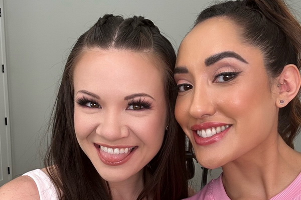 Gape Me! Chloe Amour Nabs New Cover in Scorching Jonni Darkko Debut