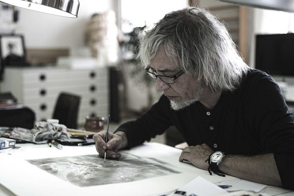 The Erotic Heritage Museum Moves & Extends Royo Exhibition