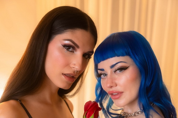 Zariah Aura & Jewelz Blu Have a HeartBreak Hookup for V-Day