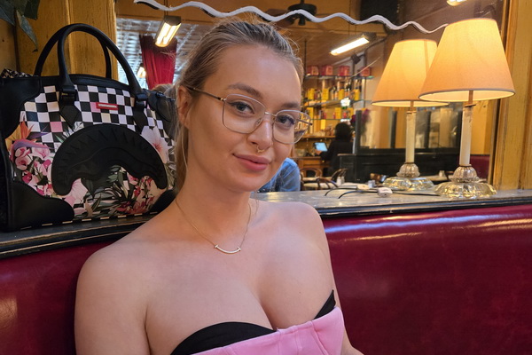 Penthouse Pet Superstar Natalia Starr Appears on “Lip Service” Talking About Pornstar Raffle