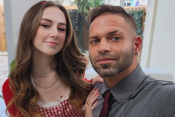 Daisy Fox and Nicky Rebel star in Team Skeet with She’s New