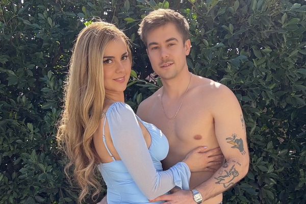 Jessie Rogers Drops New Must-See Anal Collabs