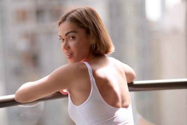 Alyssa Reece Announces Live Show on CamSoda