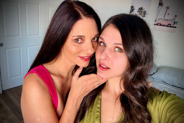 Mindi Mink Press Release