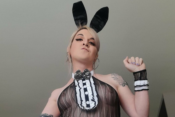 Kaela Luna Featured in Exclusive Interview on Radio Program “F.A.W.P.S.”