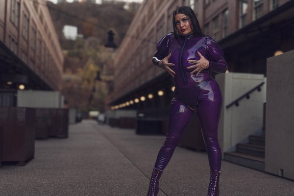 Mistress Dolly Joins Jiggy Jaguar on “Fucking Around with Porn Stars” for a Bold, Unfiltered Conversation