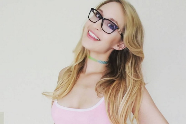 Adult Entertainer/Activist Ginger Banks Guests on “For the People” with Judge Herb Dodell